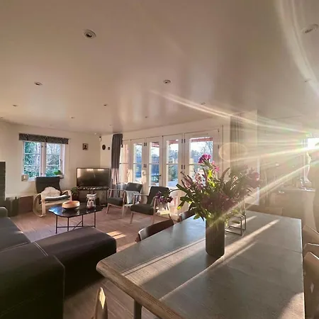 Luxury Nature Retreat *