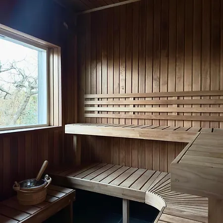 Luxury Nature Retreat