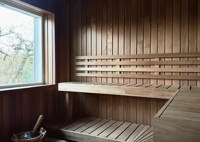 Luxury Nature Retreat