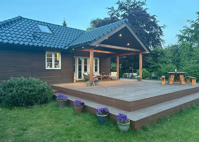 Luxury Nature Retreat